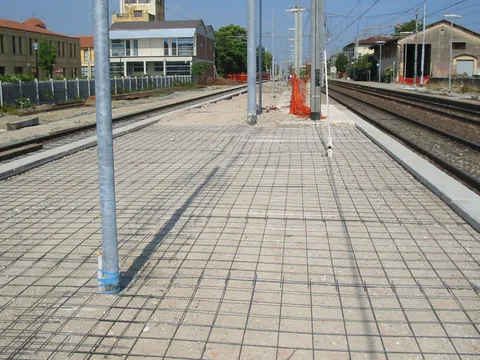 Sistemazione degli spazi di stazione