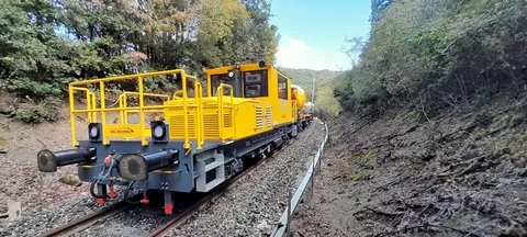 Mezzo ferroviario aziendale in linea